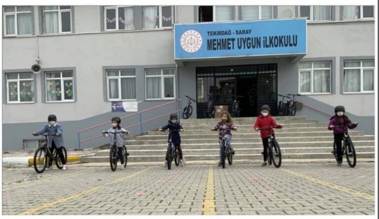Şubemizin Çocuklarımıza Bisiklet Armağanları