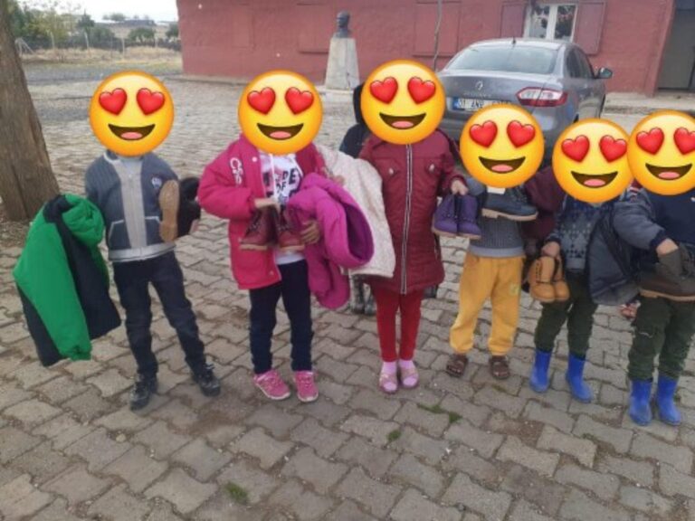 Şubemizin Öğrencilerimize Giysi Yardımı