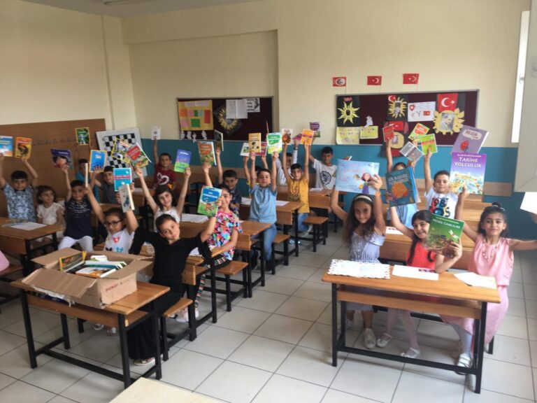 “Çocuklarımız Kitap Okusun“ Projemiz